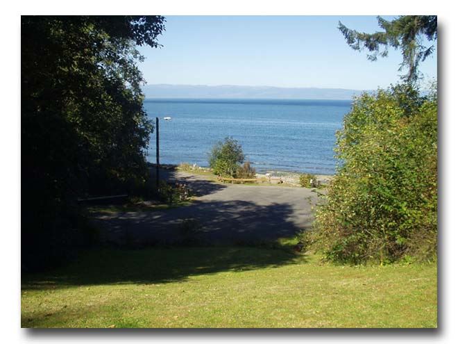 Driveway to Pillar Point County Park