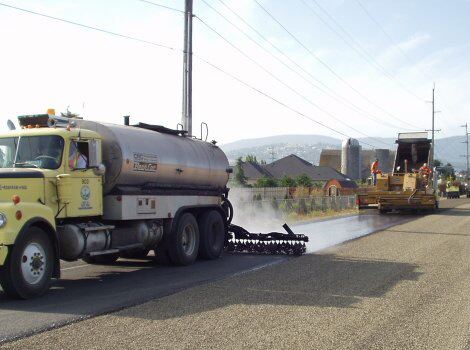 Liquid Asphalt Truck